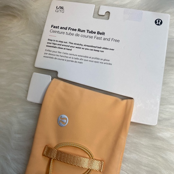 Lululemon Fast Free Run Tube Belt Size L/XL SUMG Zipper Buckle New - Picture 2 of 4